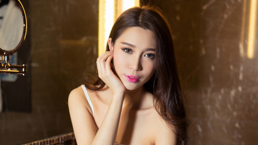 破解内卷时代的养老焦虑：李稻葵、黄怒波对话中年危机下的生存之道
